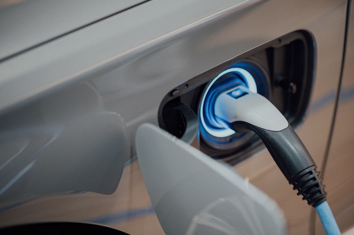 Electric Vehicles in India: EV Market, Manufacturers and Charging